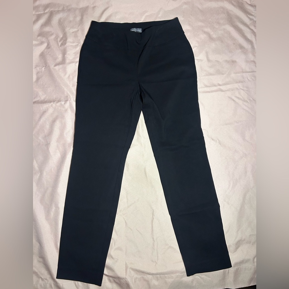Van Heusen Elegant Black Pantsuit